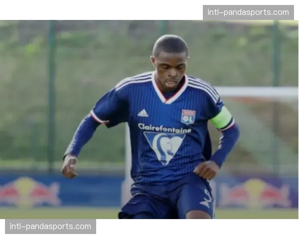 伤病更新：AC米兰后卫卡卢卢训练中肌肉不适，出战下轮成疑